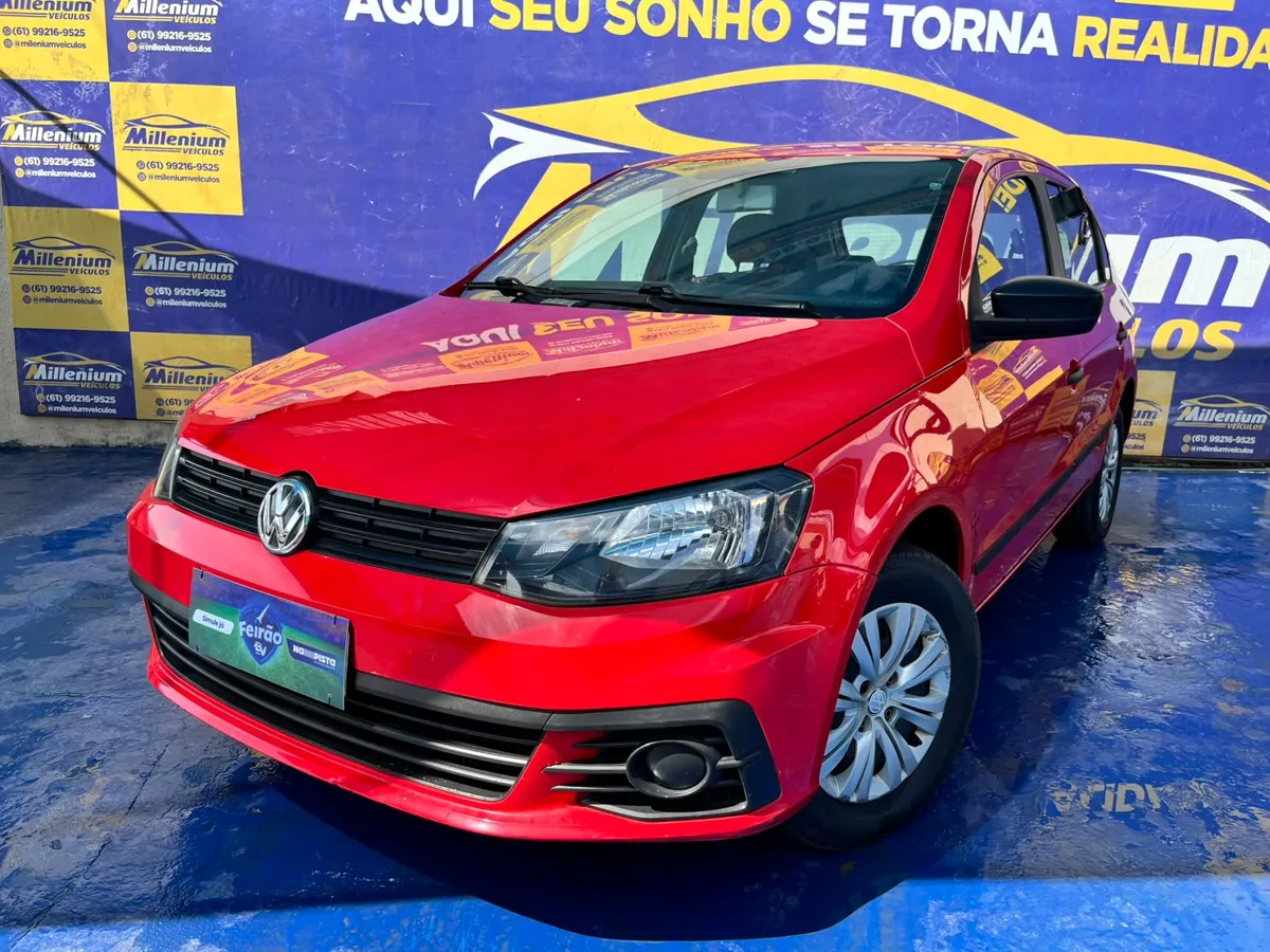 Volkswagen vermelho exposto na Millenium